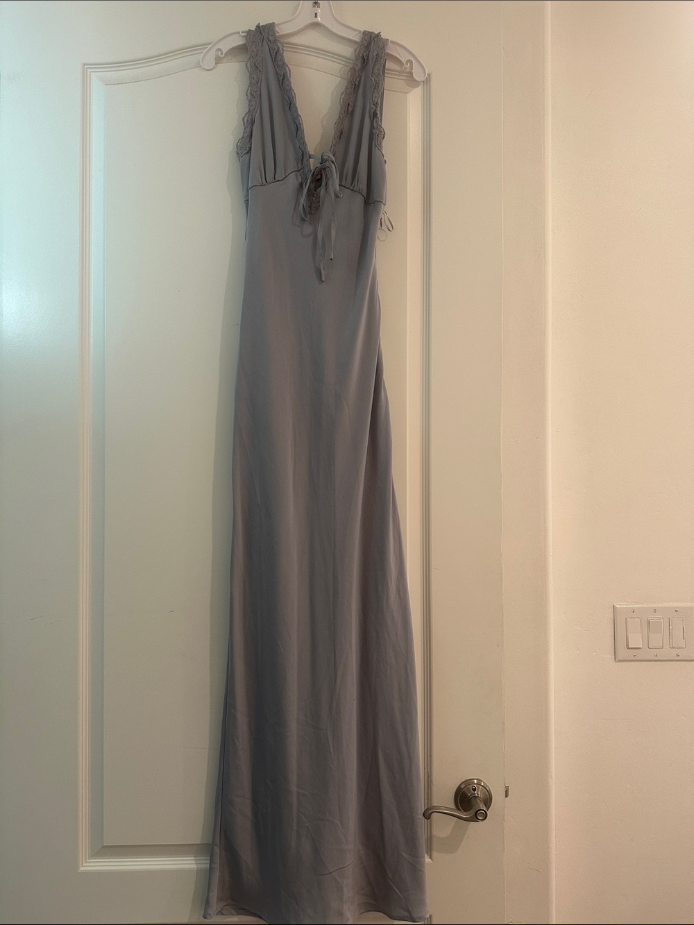 Sleeveless V-Neck Maxi Dress in Soft Gray with Tie-Front